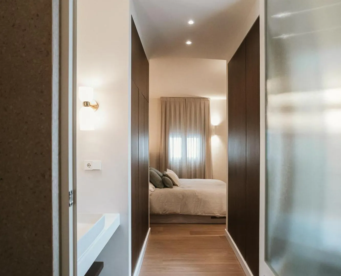 Brand New Penthouse -Private Roof Terrace- Alameda Apartment Seville